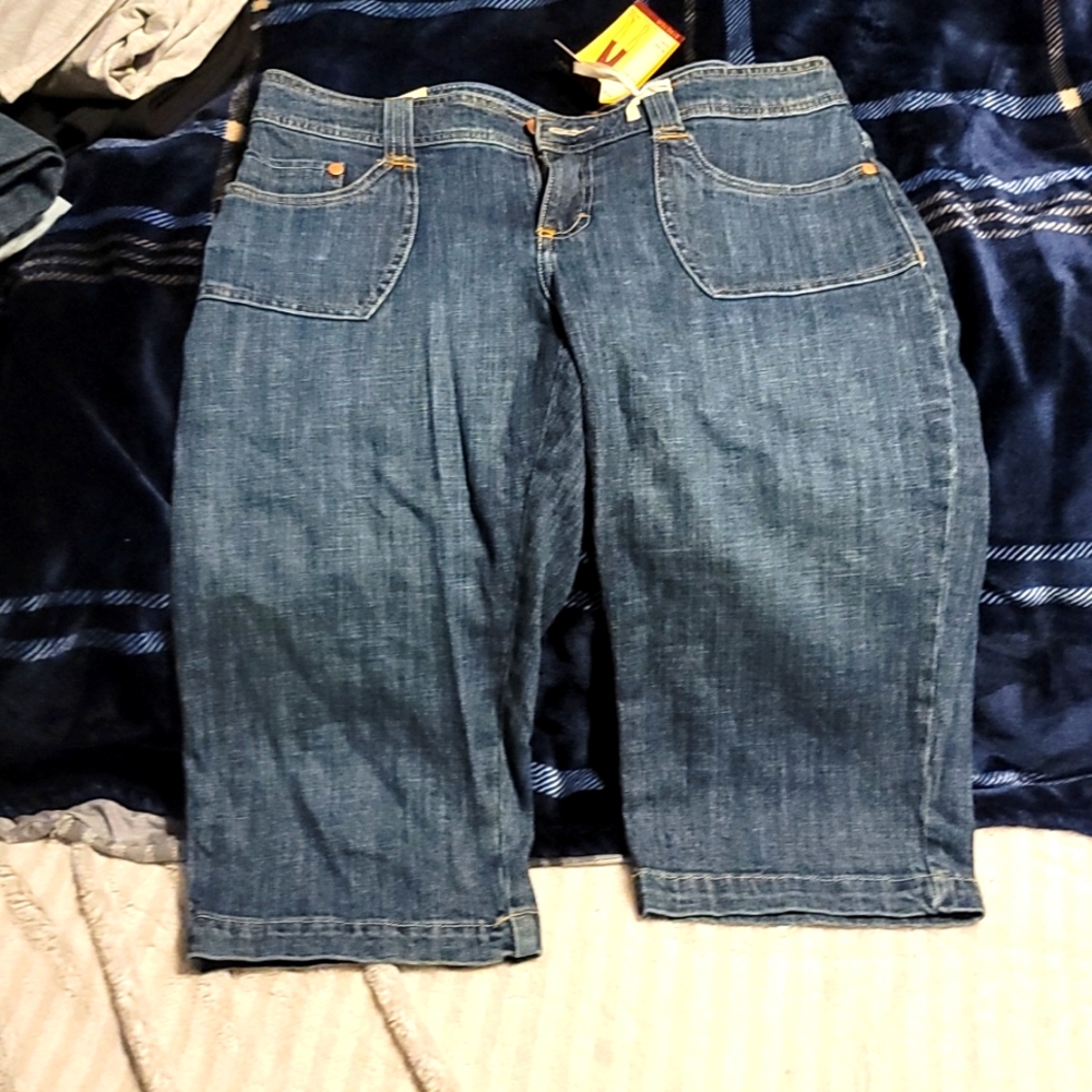 Capris